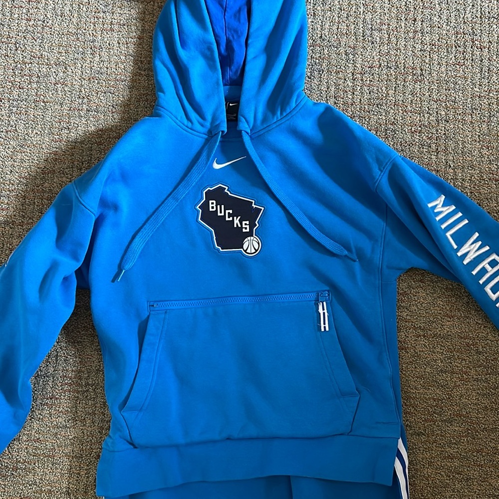 Milwaukee Bucks City Collection Hoodie